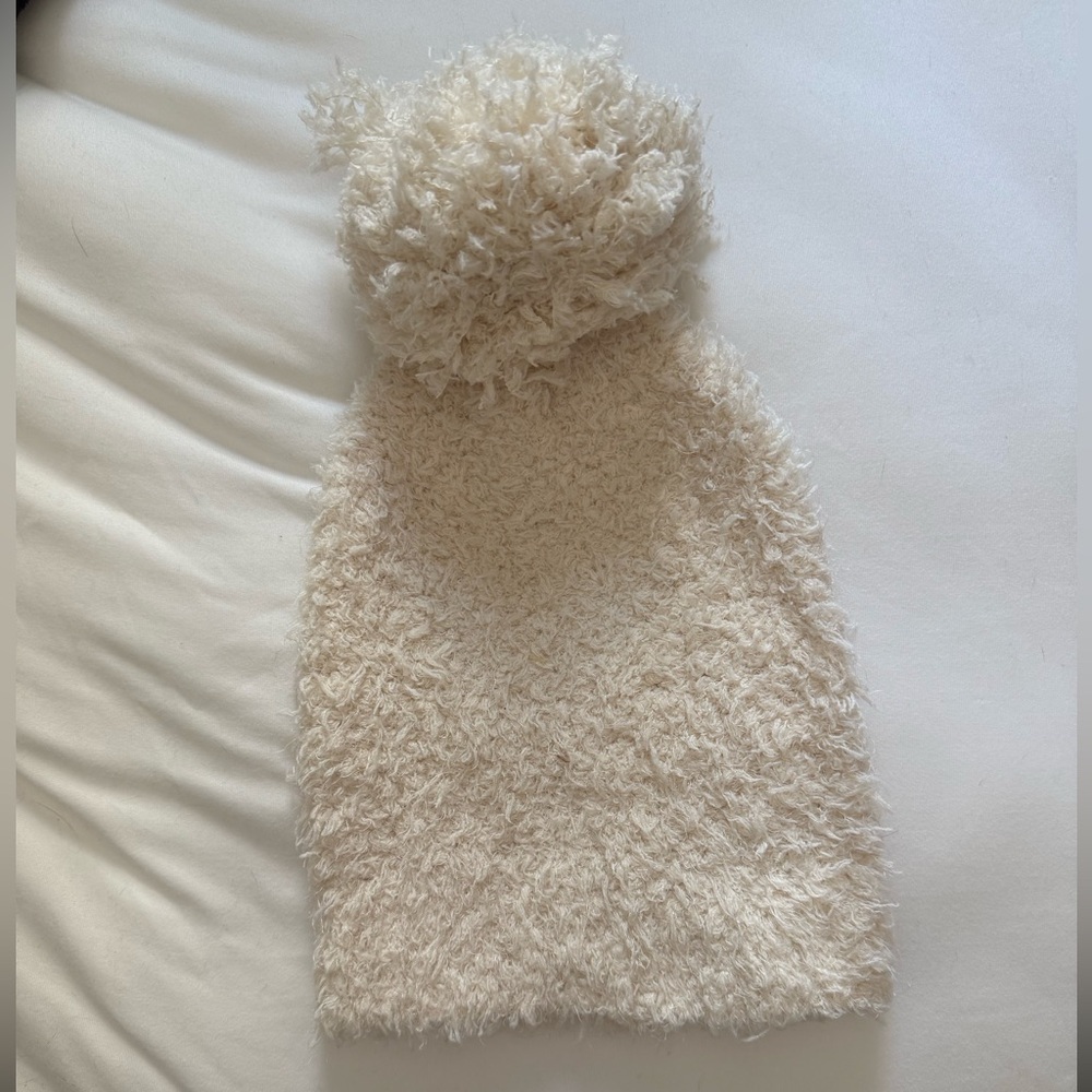 (LAST DAY 2/20) Fluffy Cream Knit Pom-Pom Beanie